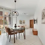 Cia Molina *